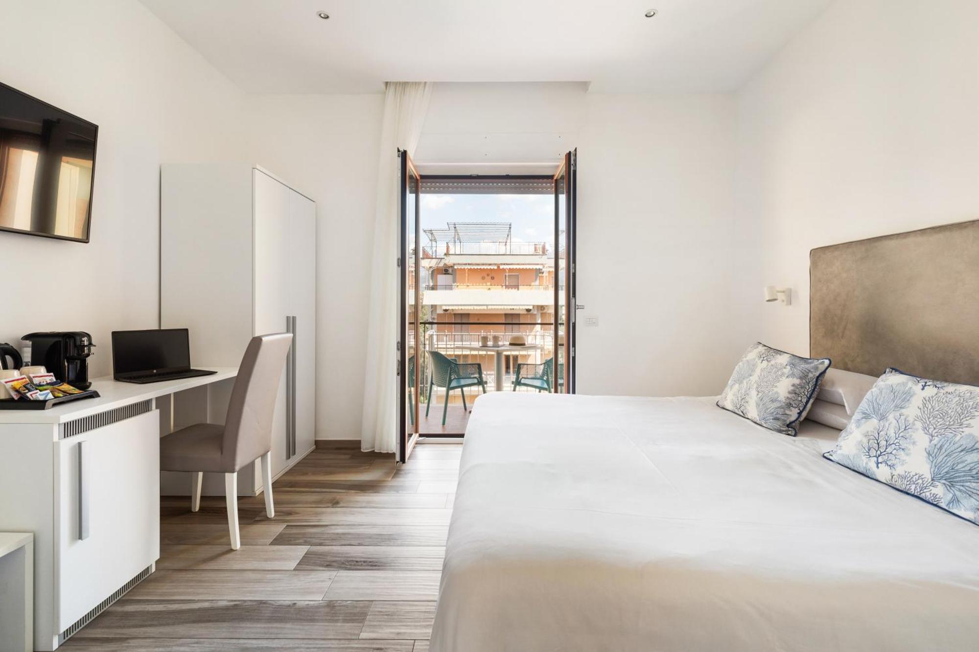 Yourhome - Maison Degli Aranci Sorrento Exteriér fotografie