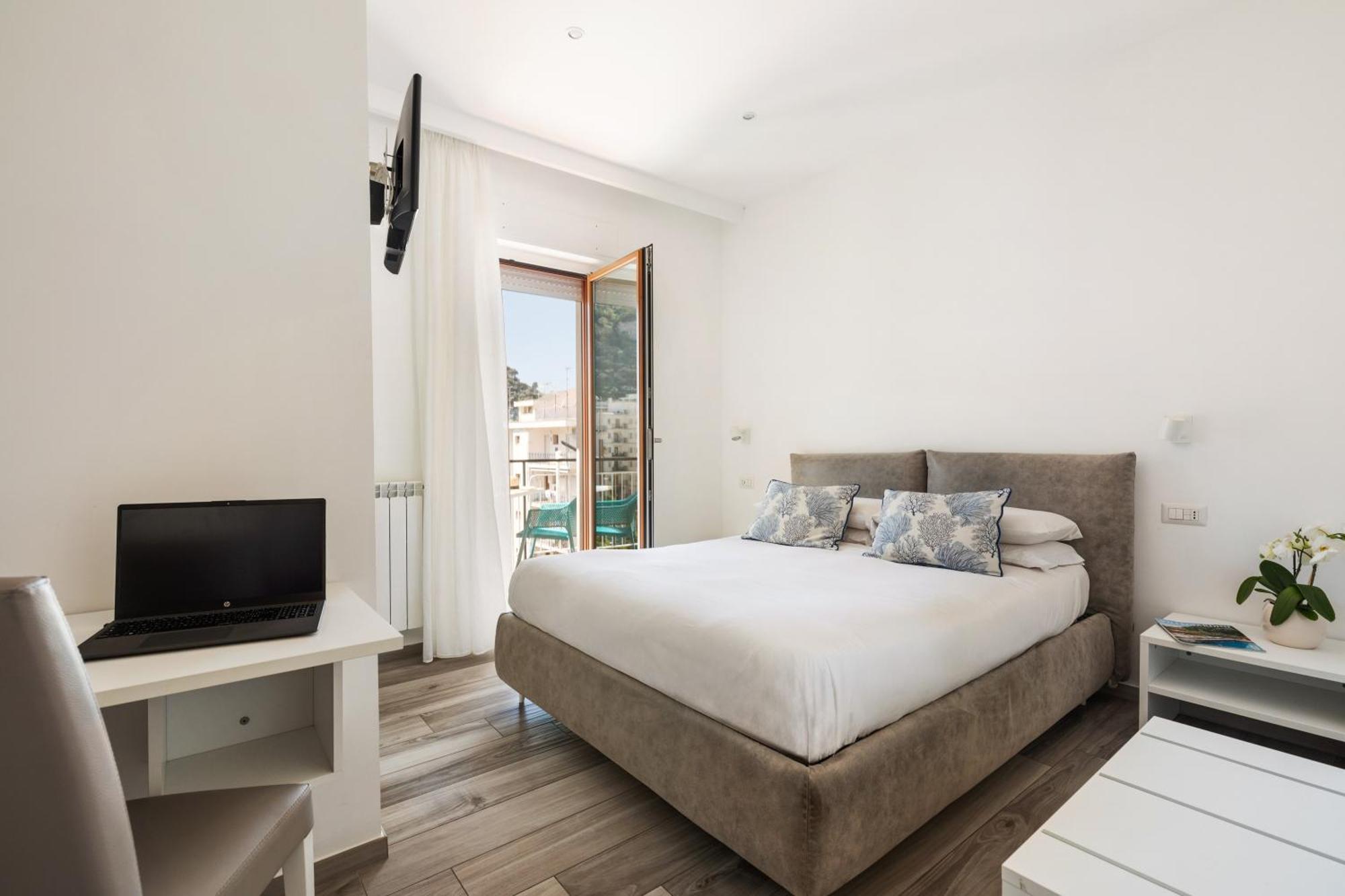 Yourhome - Maison Degli Aranci Sorrento Exteriér fotografie